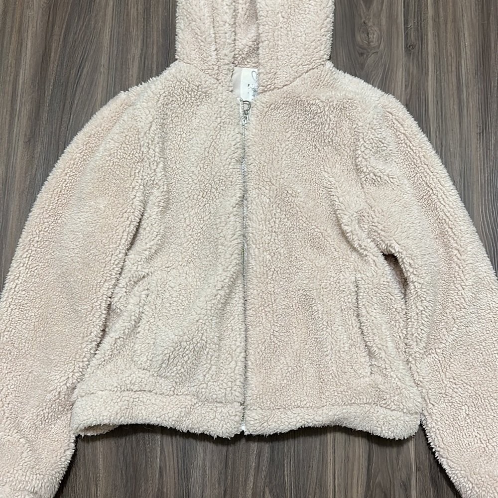 Sherpa like zip up Jacket - Picture 2 of 6